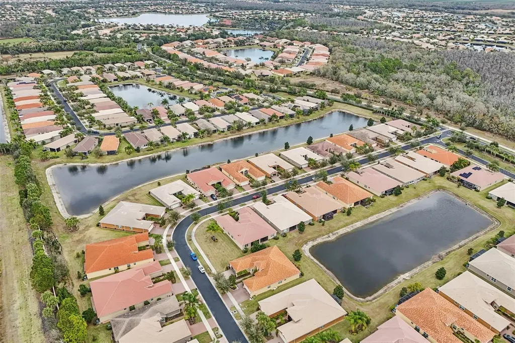 4932 Marble Springs Circle Wimauma FL 33598