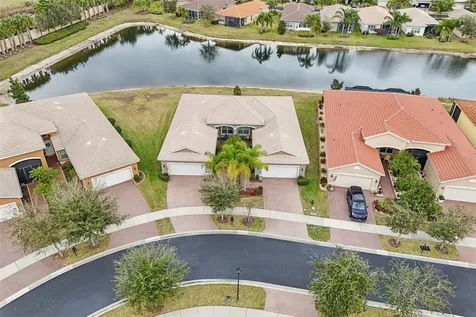 4932 Marble Springs Circle Wimauma FL 33598