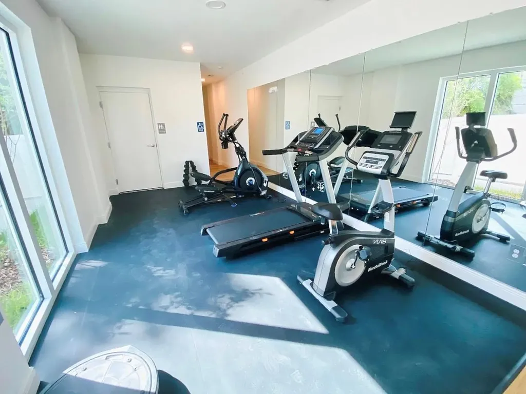 644 3rd Avenue S St Petersburg FL 33701