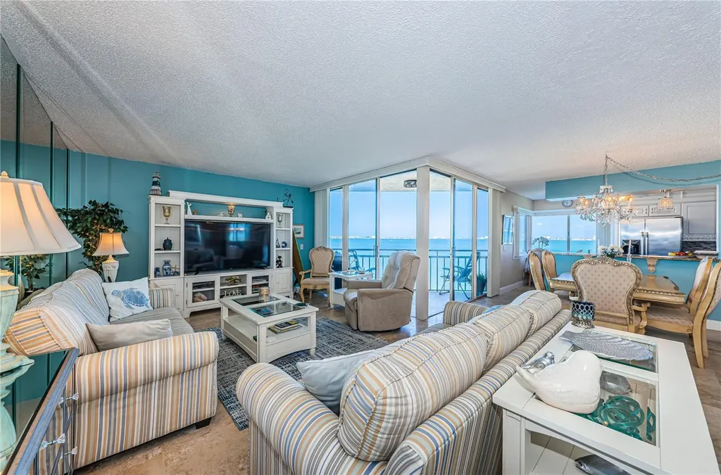 5541 Puerta Del Sol Boulevard S St Petersburg FL 33715