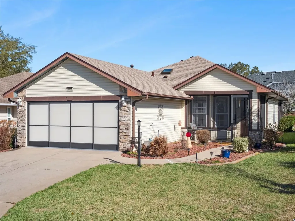 4921 Glen Coe Street Leesburg FL 34748