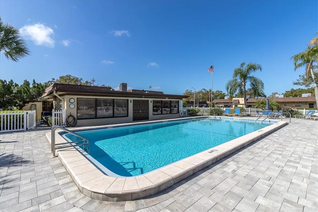 1701 Pinehurst Road Dunedin FL 34698