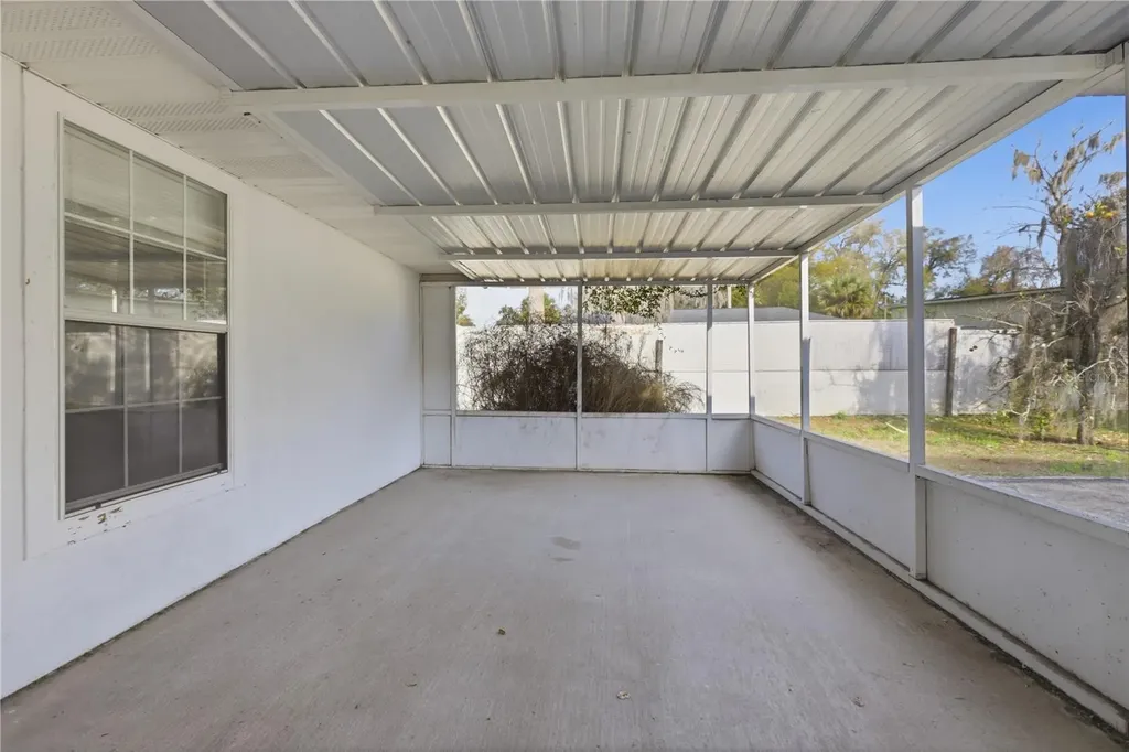 650 E Voorhis Avenue Deland FL 32724