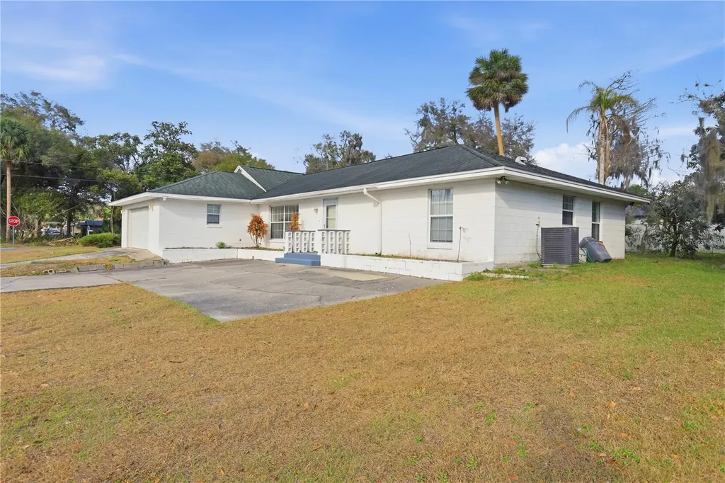 650 E Voorhis Avenue Deland FL 32724