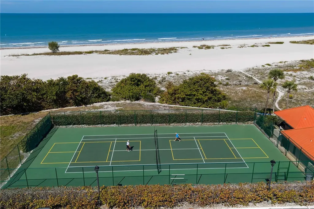 1290 Gulf Boulevard Clearwater FL 33767