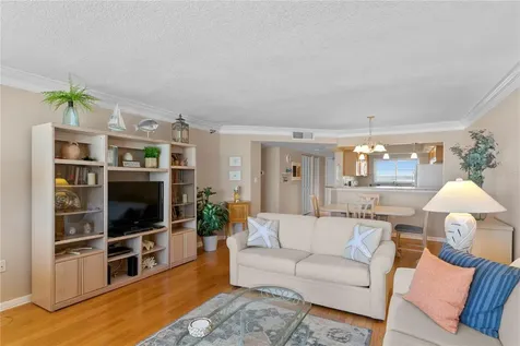 1290 Gulf Boulevard Clearwater FL 33767