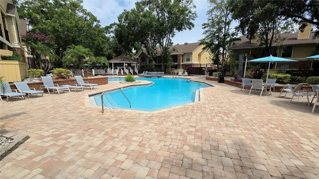 8630 Mallard Reserve Drive Tampa FL 33614