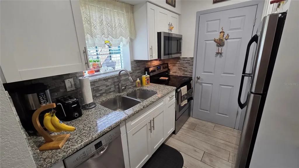 8630 Mallard Reserve Drive Tampa FL 33614