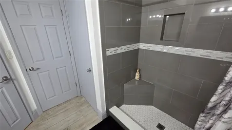 8630 Mallard Reserve Drive Tampa FL 33614