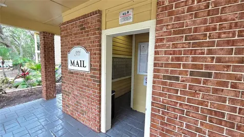 8630 Mallard Reserve Drive Tampa FL 33614