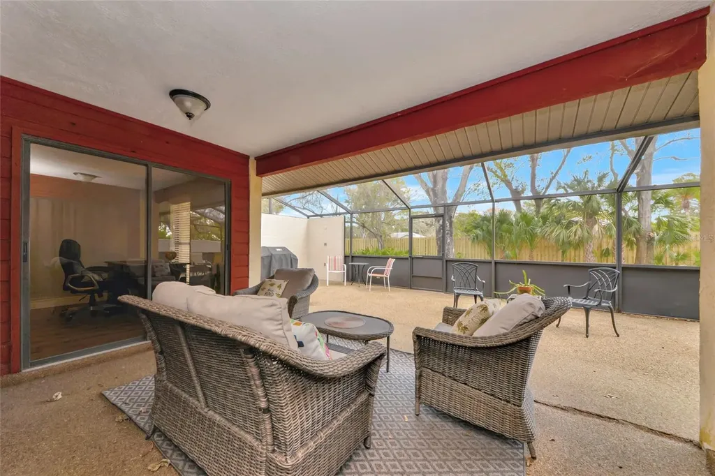 4689 Oak Forest Drive E Sarasota FL 34231