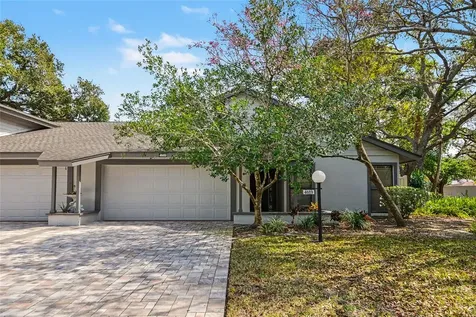 4689 Oak Forest Drive E Sarasota FL 34231