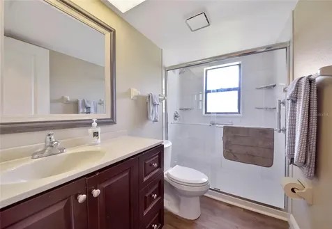 4689 Oak Forest Drive E Sarasota FL 34231