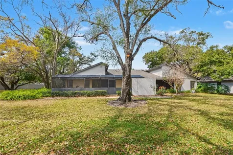4689 Oak Forest Drive E Sarasota FL 34231
