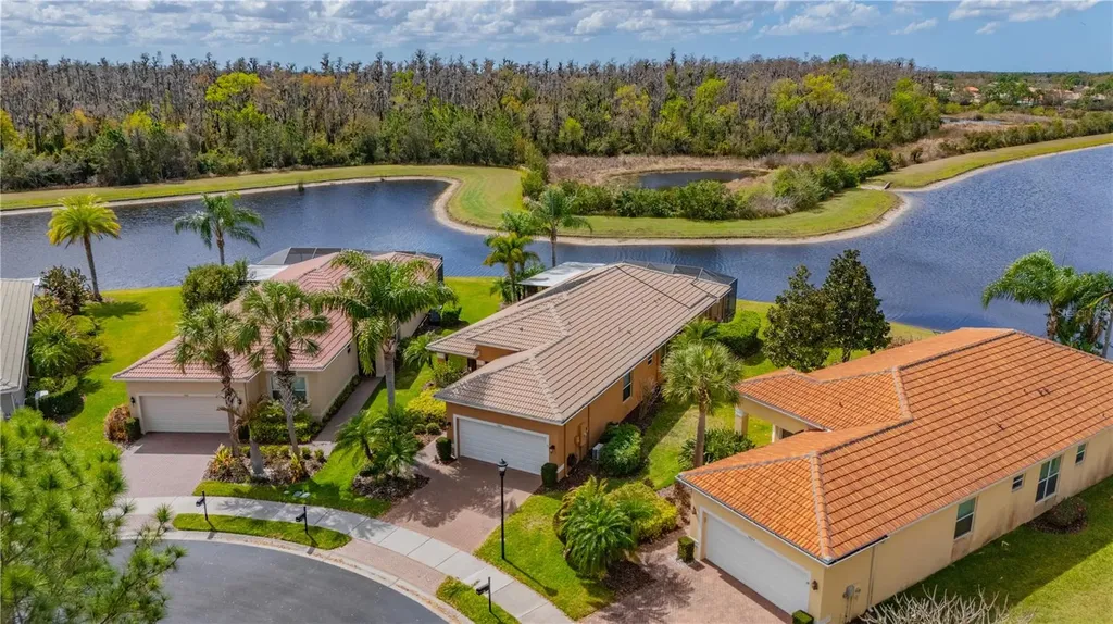 5002 Indian Shores Place Wimauma FL 33598