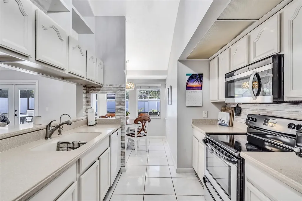 1510 Georgetowne Lane Sarasota FL 34232