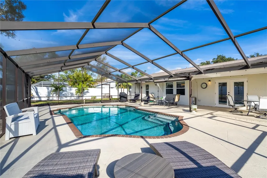 1510 Georgetowne Lane Sarasota FL 34232