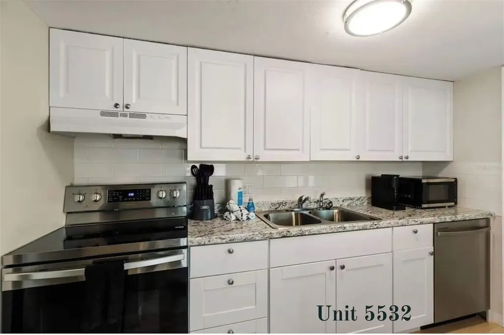 5532 20th Street Zephyrhills FL 33542
