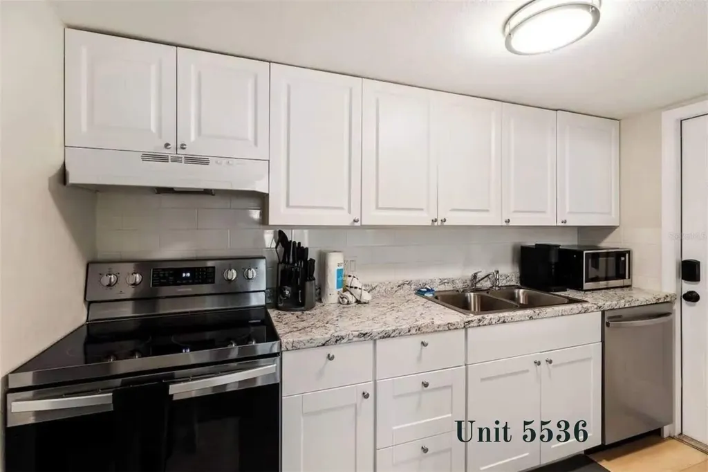 5532 20th Street Zephyrhills FL 33542