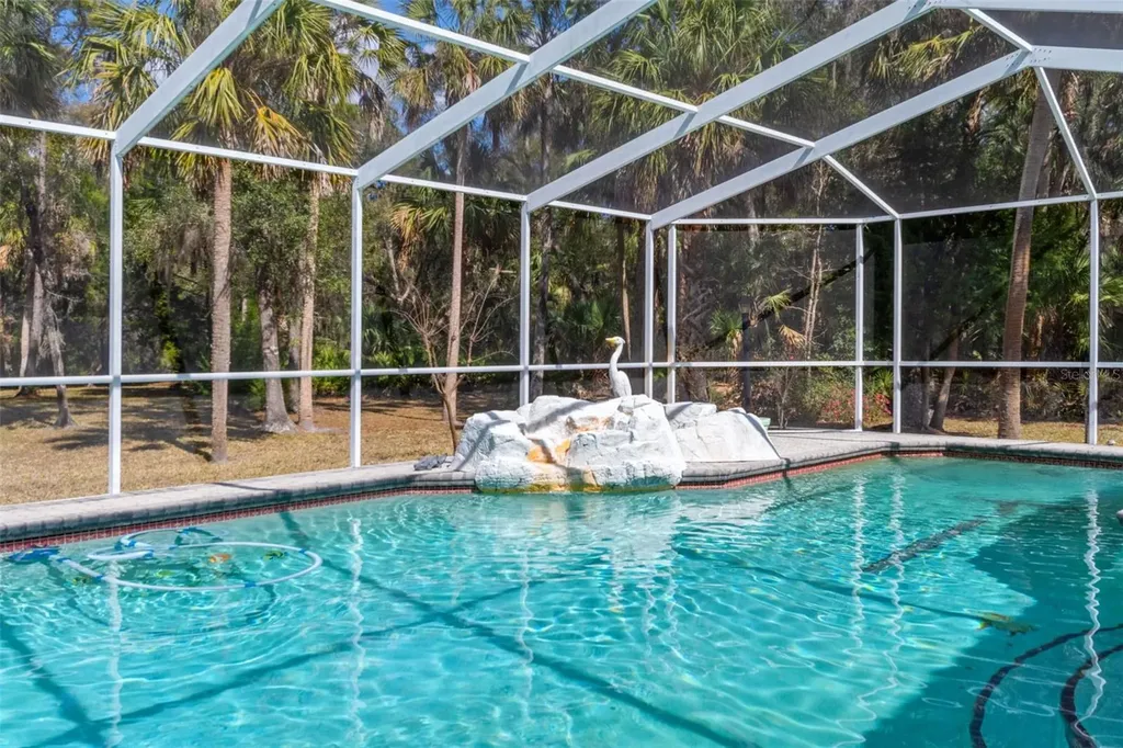 35 Captains Cove Road Inglis FL 34449
