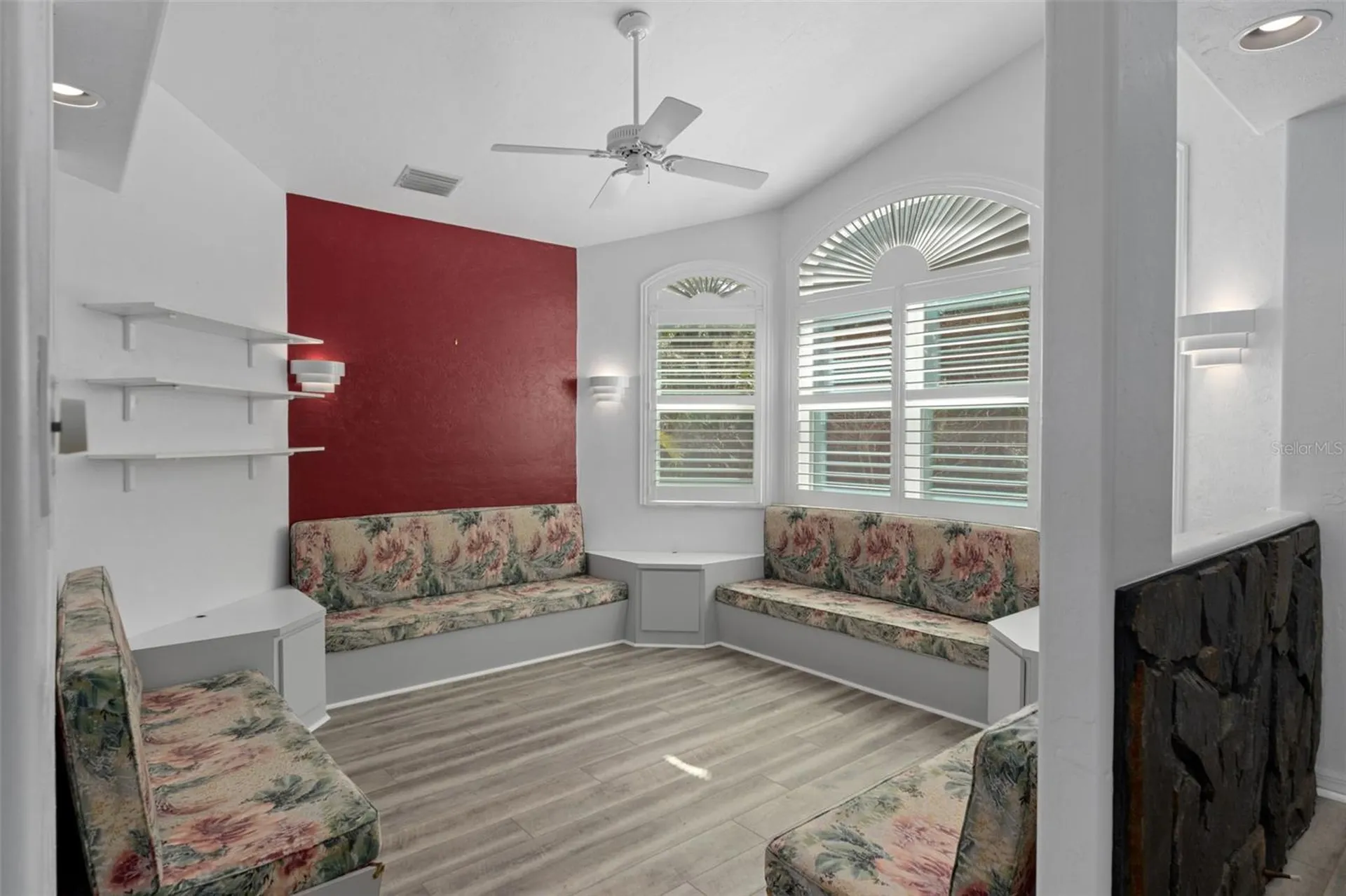 35 Captains Cove Road Inglis FL 34449