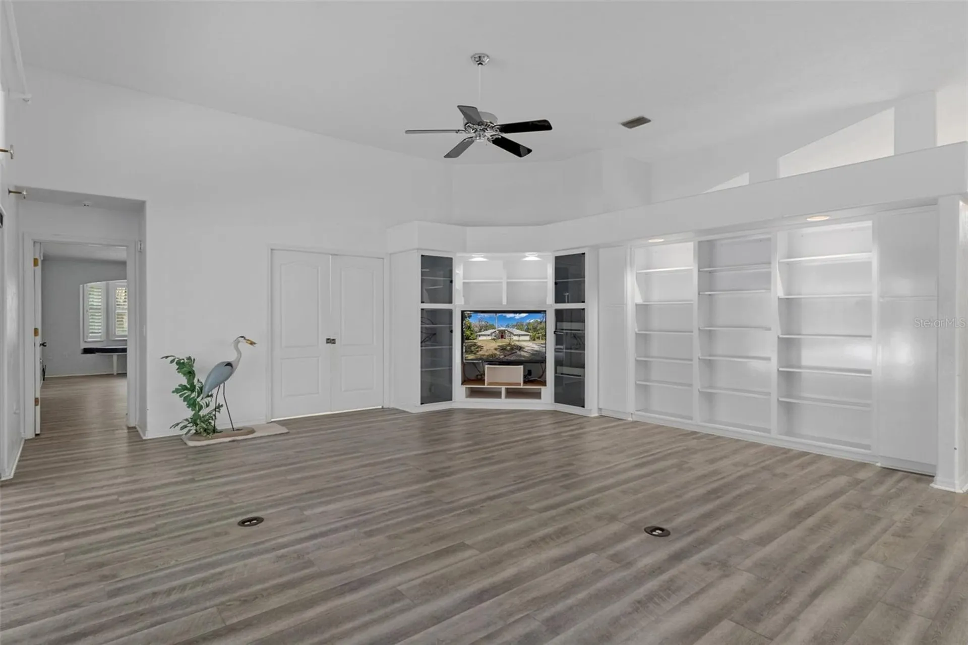 35 Captains Cove Road Inglis FL 34449
