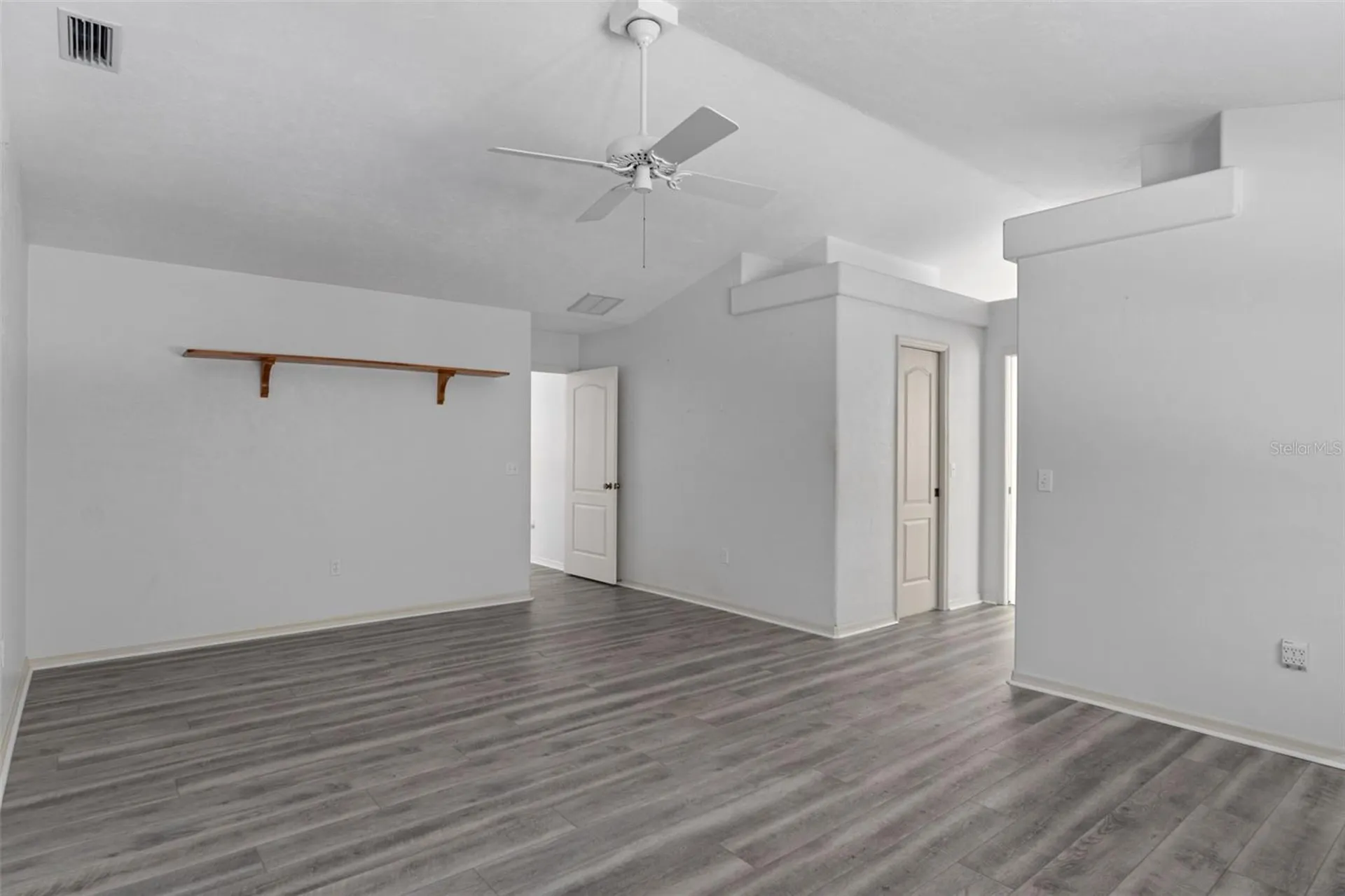 35 Captains Cove Road Inglis FL 34449