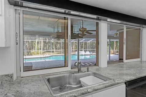 35 Captains Cove Road Inglis FL 34449