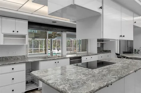 35 Captains Cove Road Inglis FL 34449