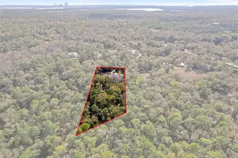 35 Captains Cove Road Inglis FL 34449