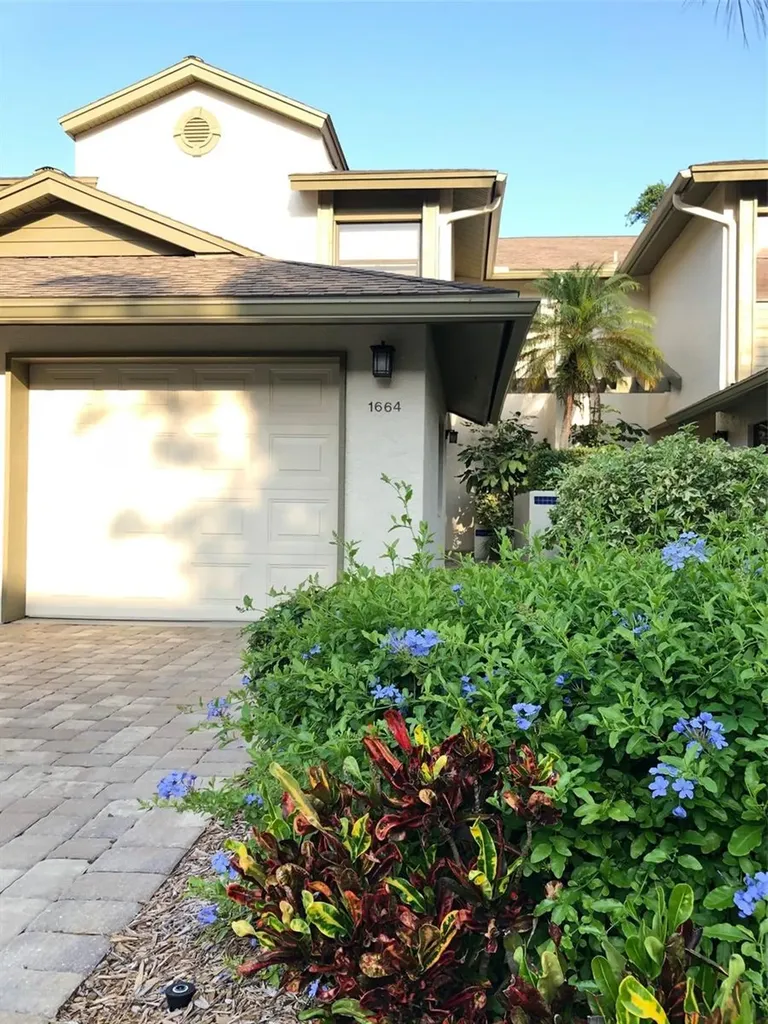 1664 Starling Drive Sarasota FL 34231