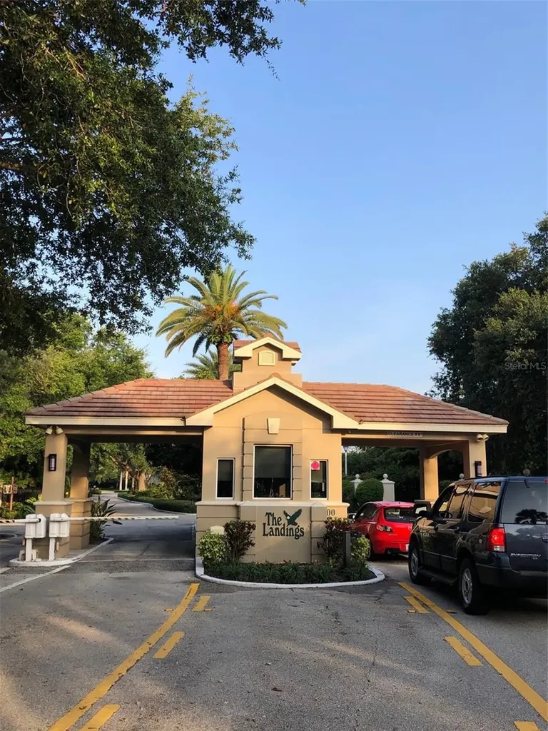 1664 Starling Drive Sarasota FL 34231