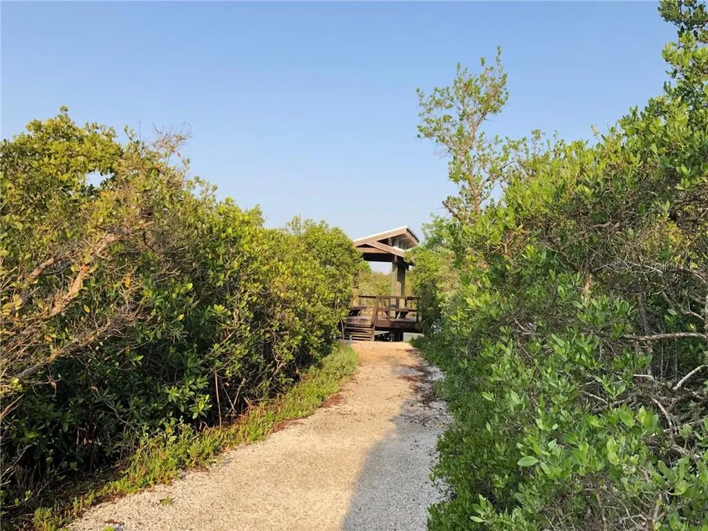 1664 Starling Drive Sarasota FL 34231