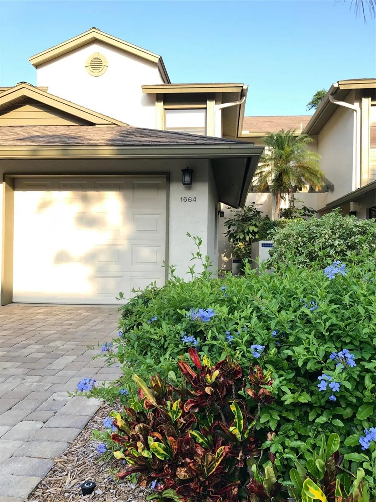 1664 Starling Drive Sarasota FL 34231
