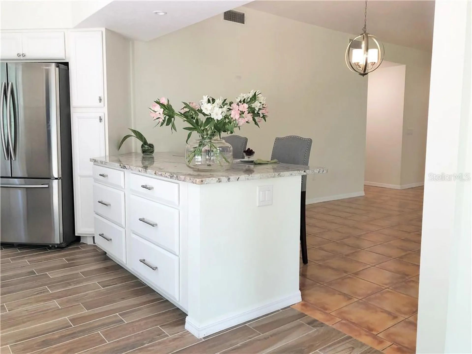 1664 Starling Drive Sarasota FL 34231