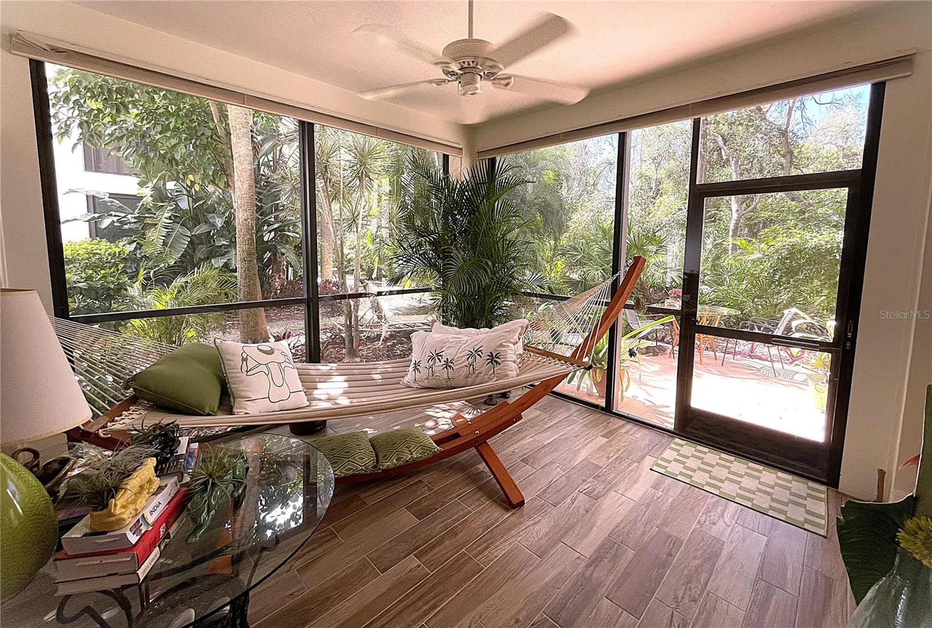 1664 Starling Drive Sarasota FL 34231