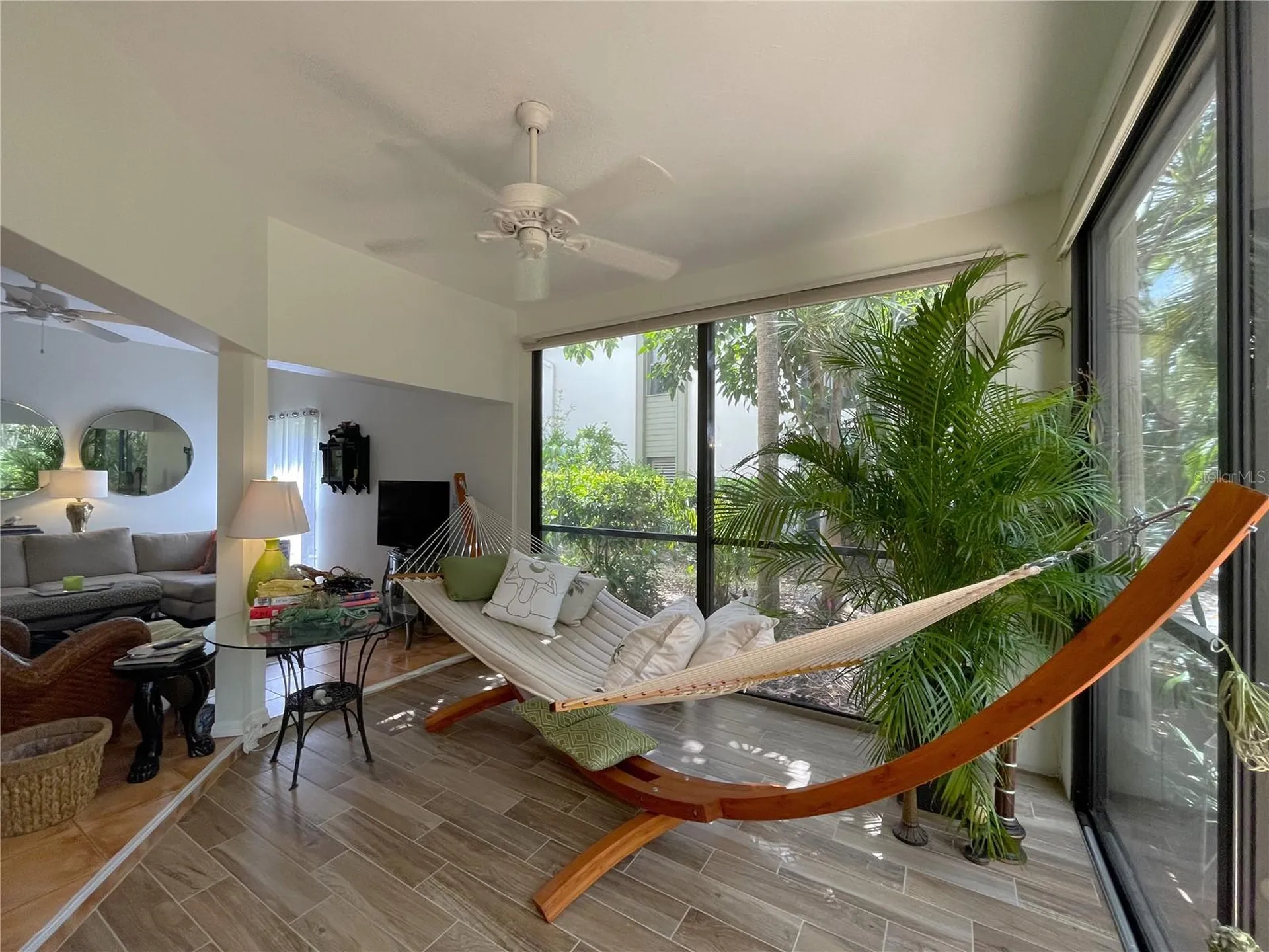 1664 Starling Drive Sarasota FL 34231