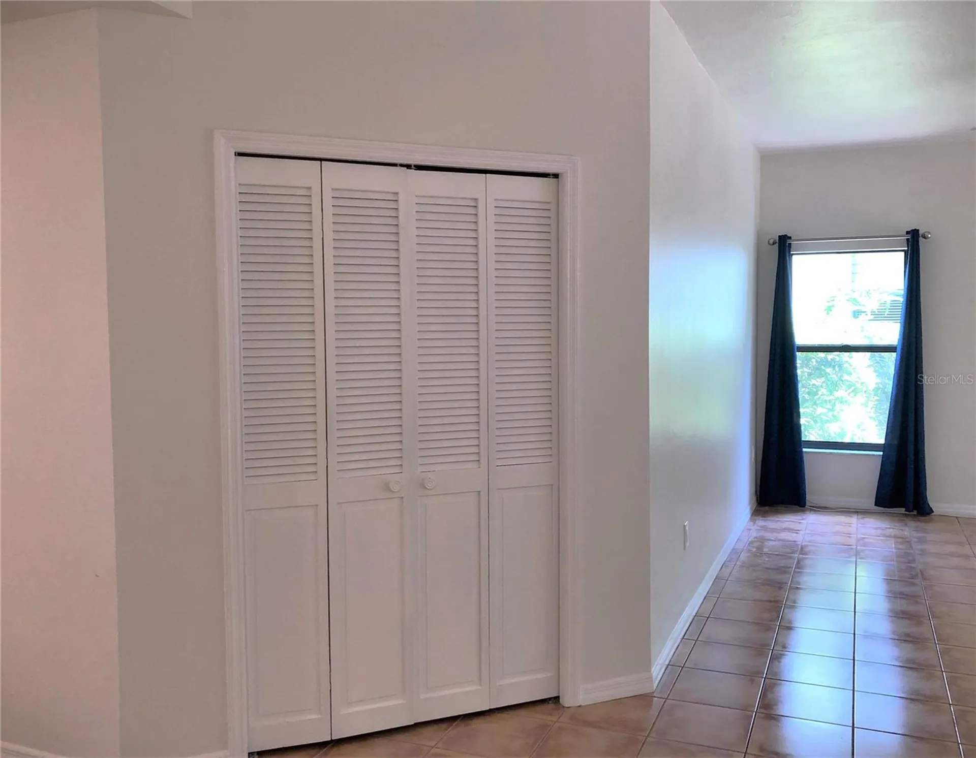 1664 Starling Drive Sarasota FL 34231