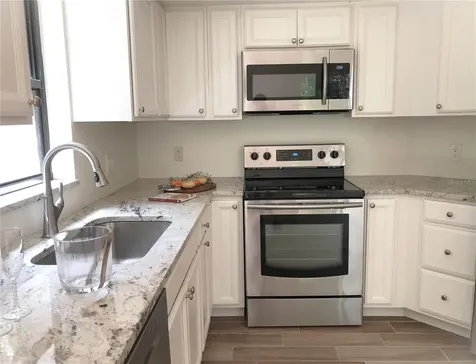 1664 Starling Drive Sarasota FL 34231