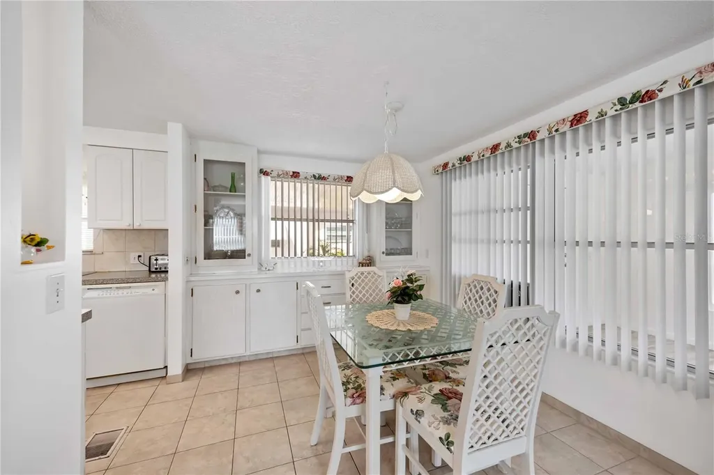 5 N Flora Vista Street Englewood FL 34223