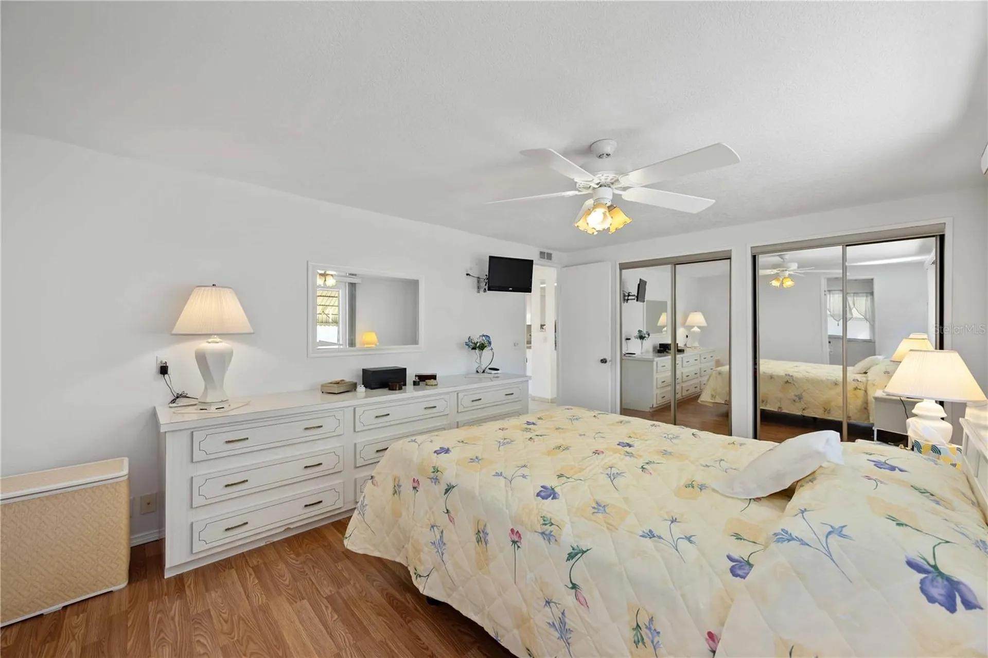 5 N Flora Vista Street Englewood FL 34223