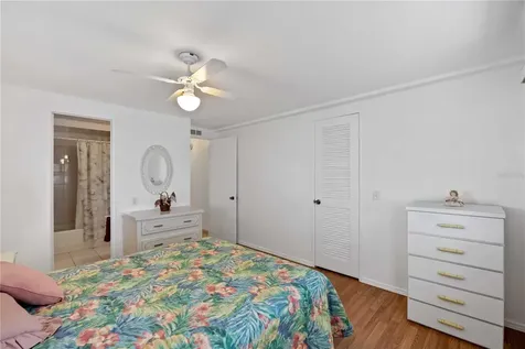 5 N Flora Vista Street Englewood FL 34223