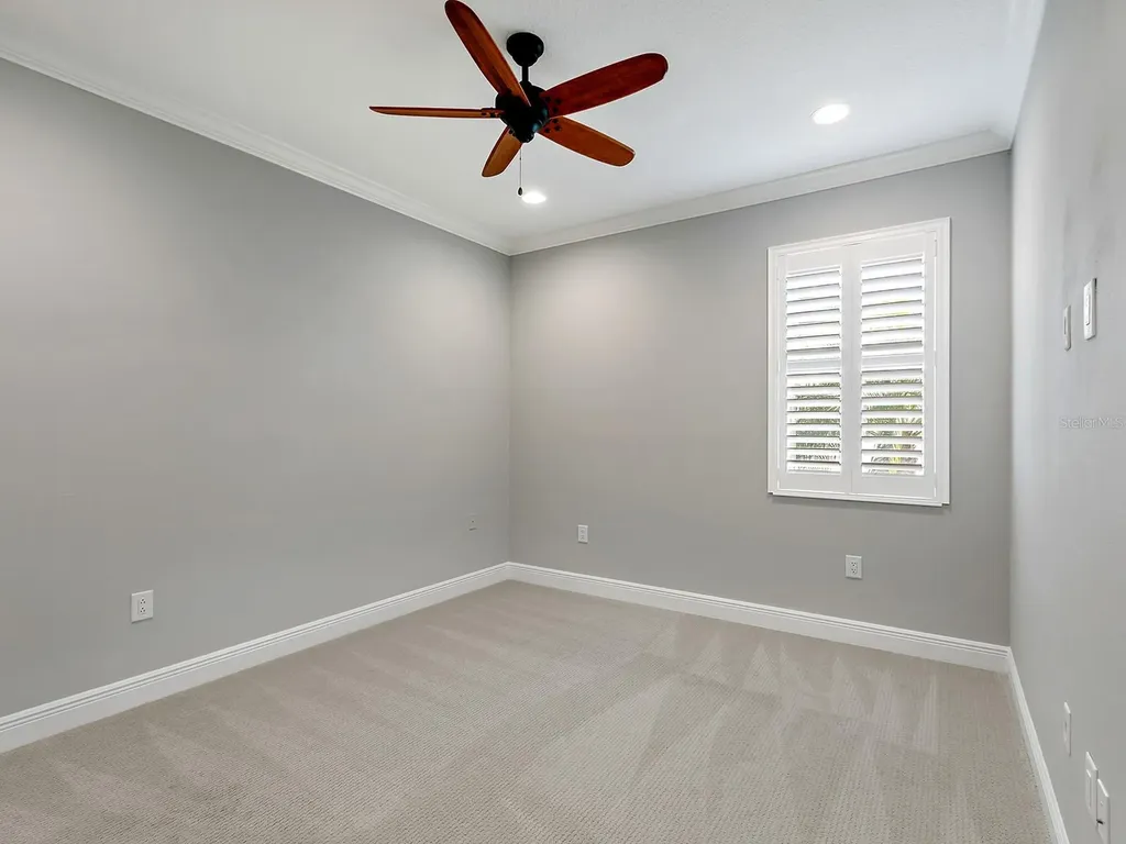 1010 Crosswind Avenue Sarasota FL 34240