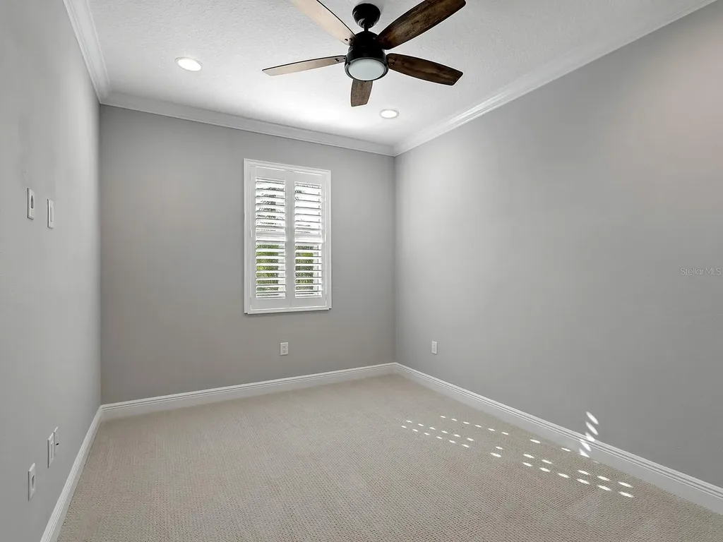 1010 Crosswind Avenue Sarasota FL 34240