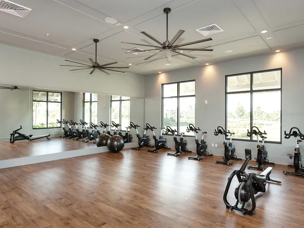 1010 Crosswind Avenue Sarasota FL 34240