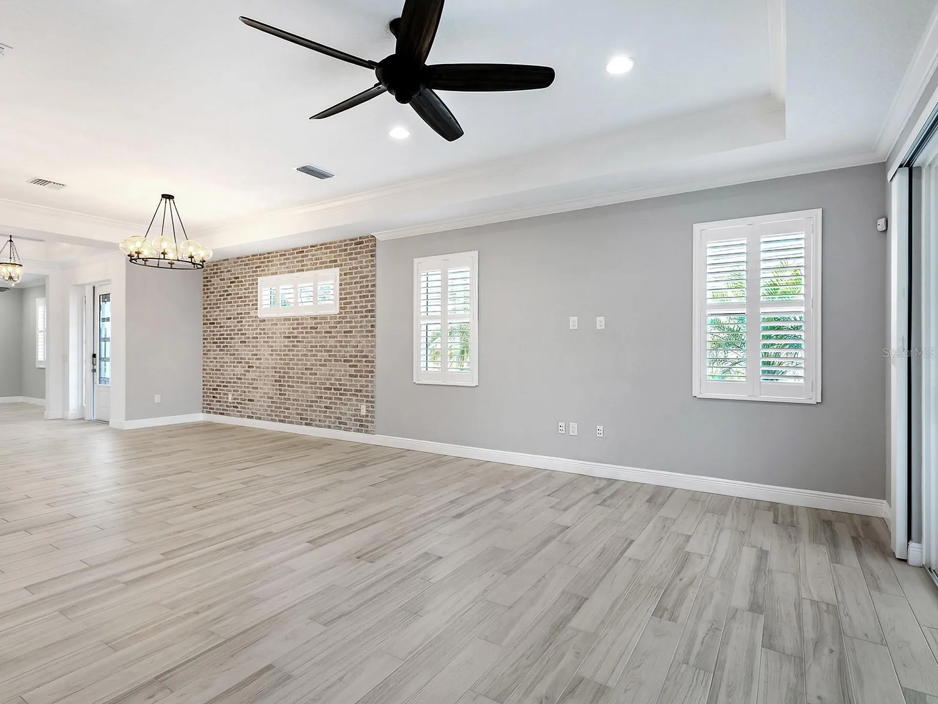 1010 Crosswind Avenue Sarasota FL 34240