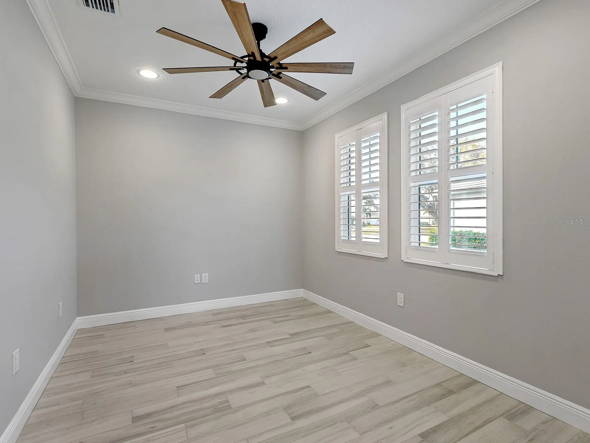 1010 Crosswind Avenue Sarasota FL 34240