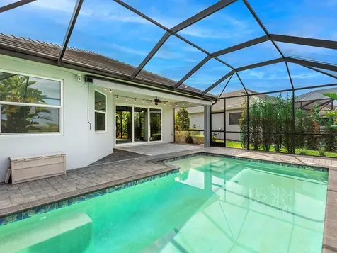 1010 Crosswind Avenue Sarasota FL 34240