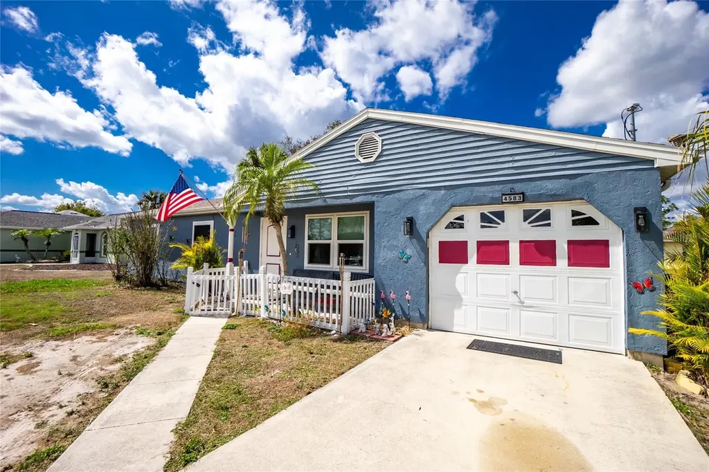 4583 S Salford Boulevard North Port FL 34287