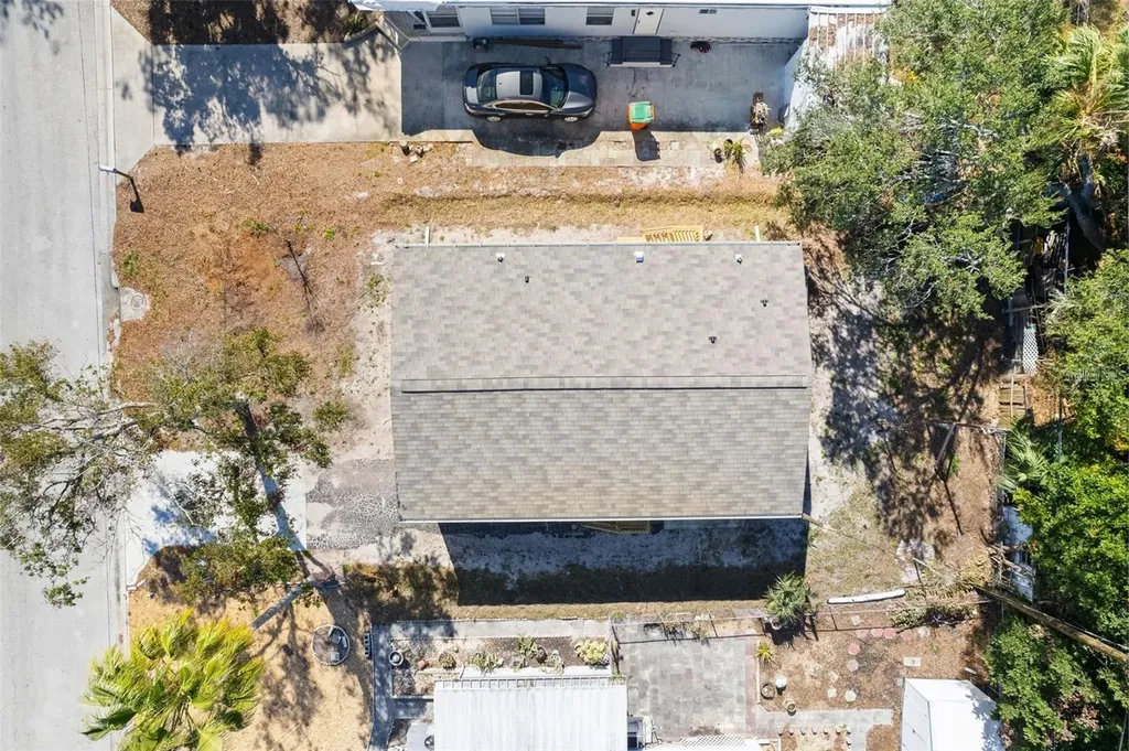 5234 Yellow Pine Street N St Petersburg FL 33709